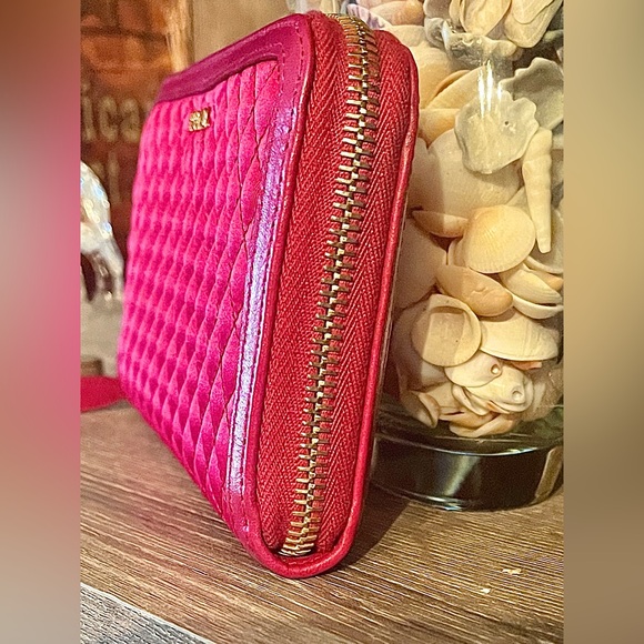 Prada quilted Tessuto Zip-around Leather trim& interior Wallet Excellent Cond - Picture 5 of 16